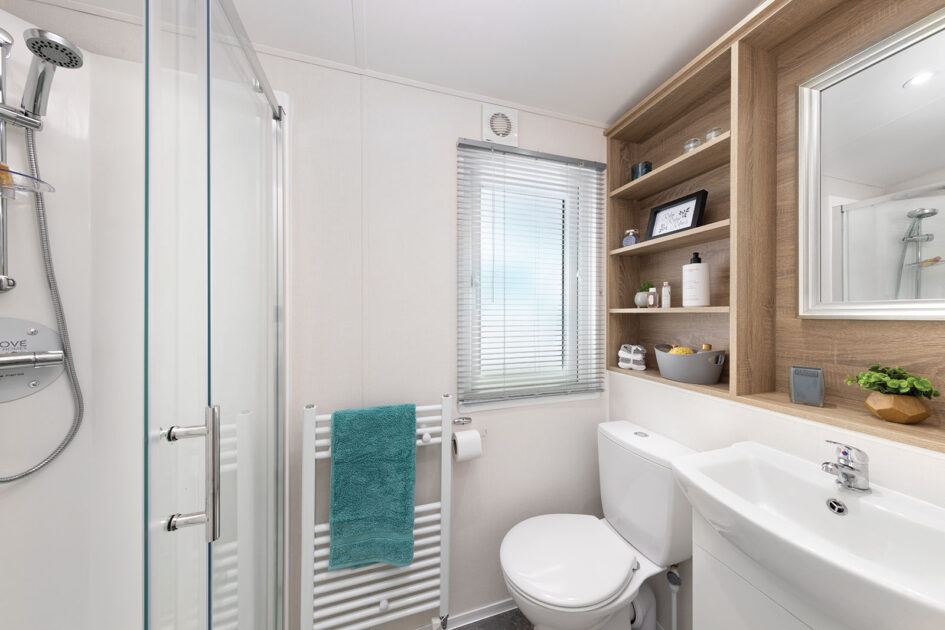 pitch 159 holiday home bathroom