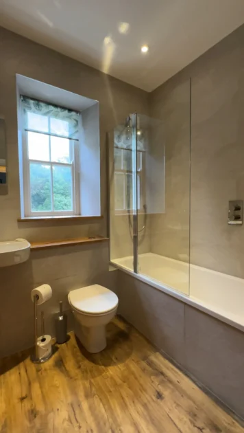 lake district cottage number one bathroom 2