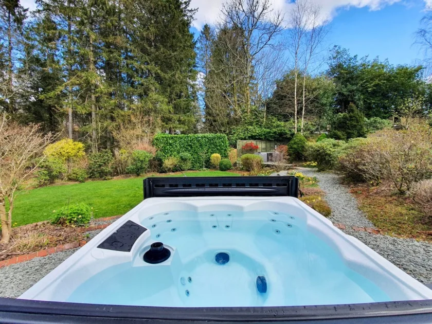 cottage number one in the lake district's private hot tub